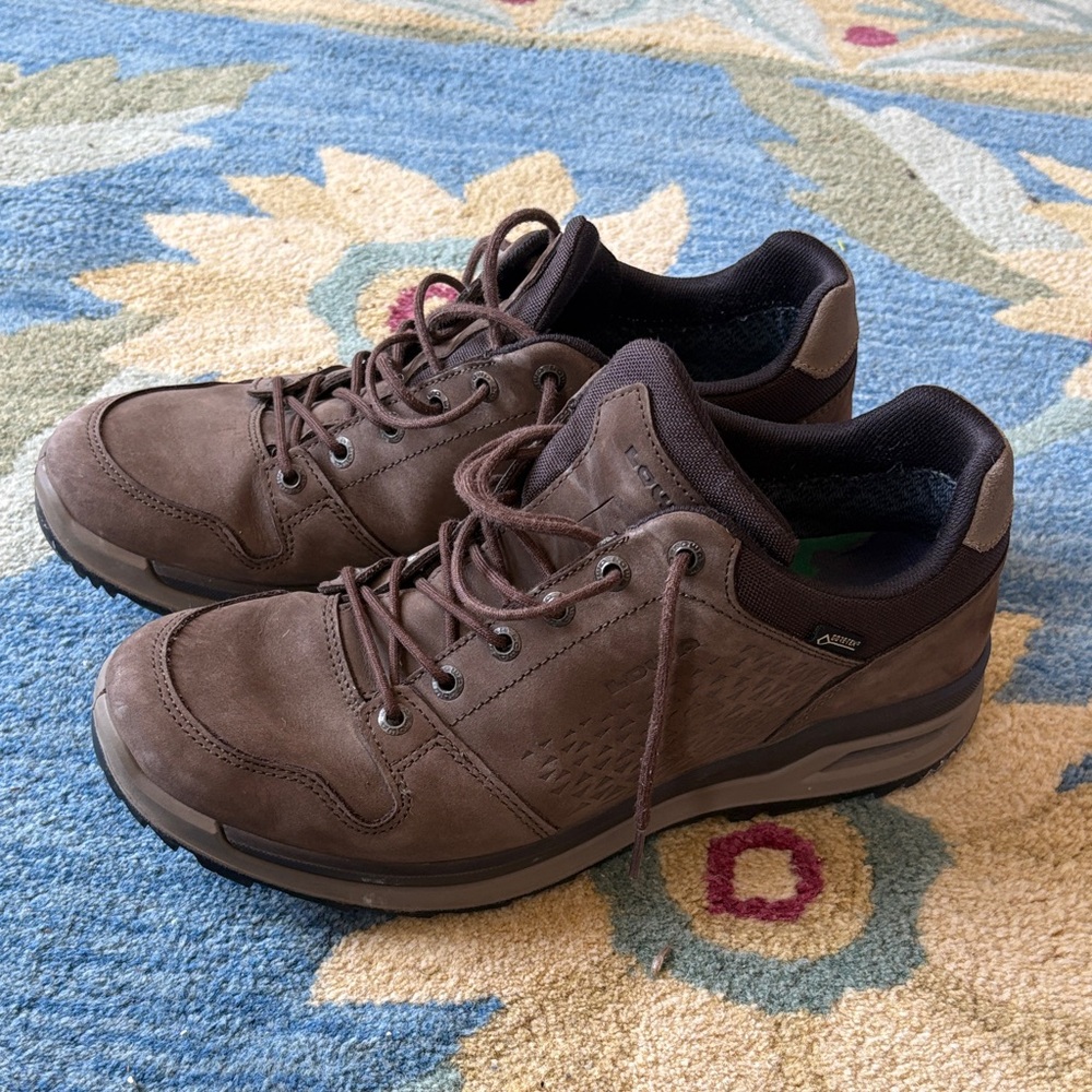 Lowa Locarno GTX Men’s Waterproof Hiking Shows‎